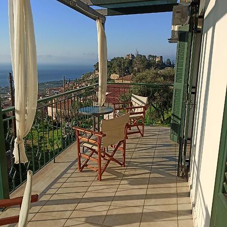 Villa Kiparissia Castle & Sea View Kyparissia Exterior foto